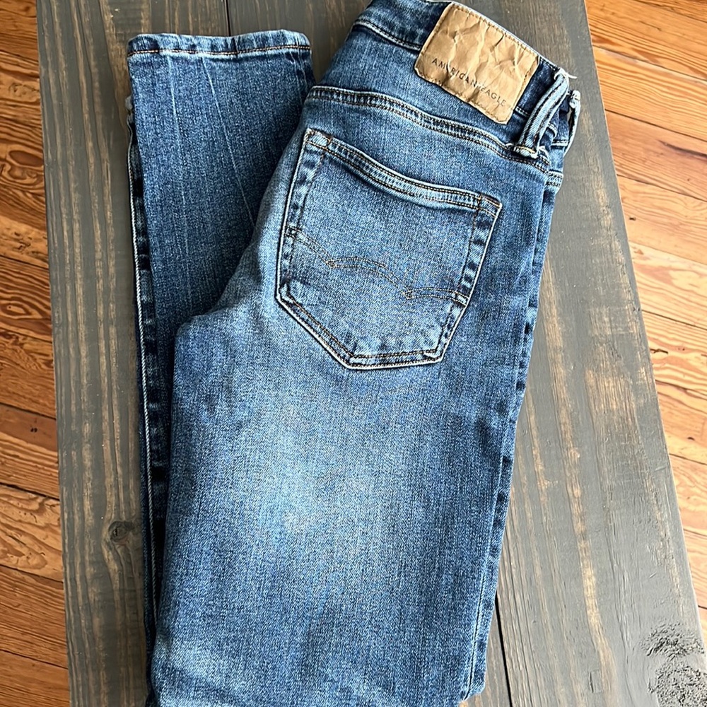 Excellent condition Boys/juniors American Eagle Size 26/28
